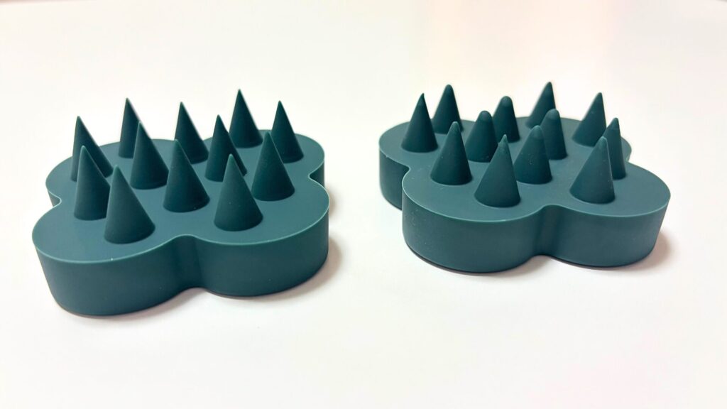 ukaスカルプブラシケンザン バリカタ 新品と半年使用したもの比較写真