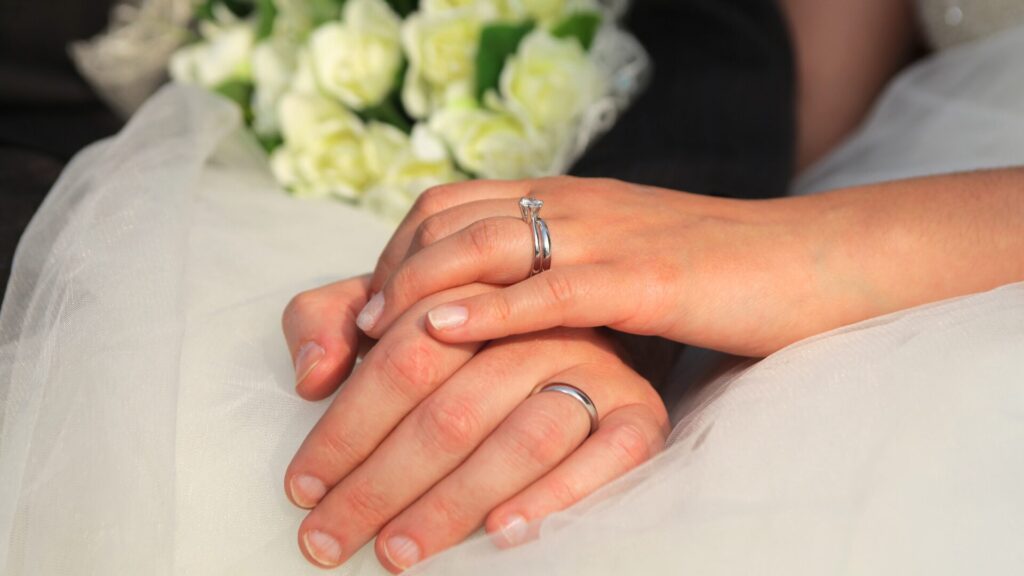 婚約・結婚指輪イメージ