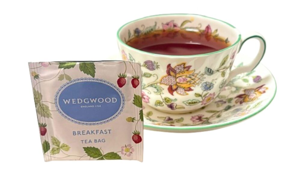 ウェッジウッド ブレックファスト淹れた写真