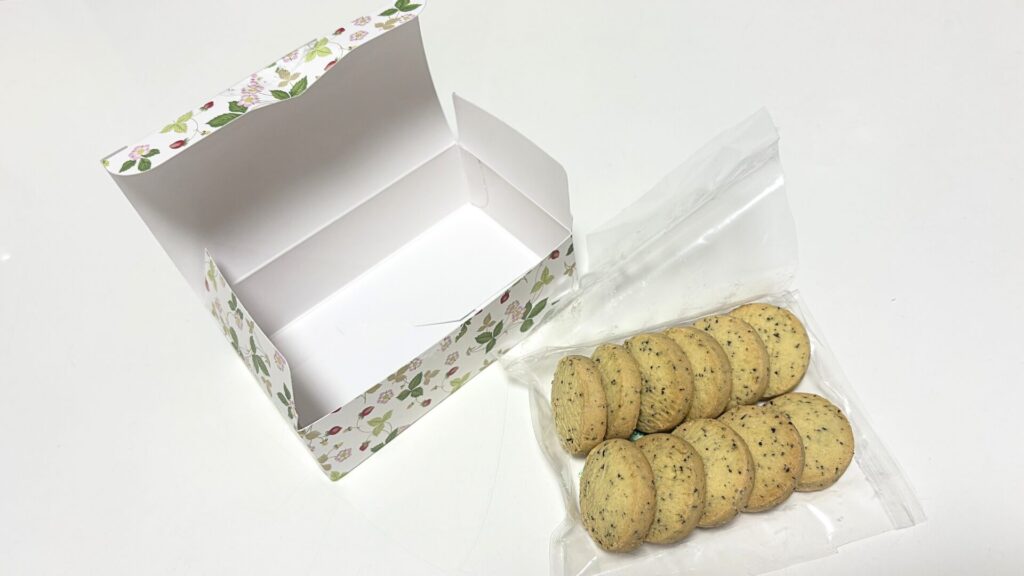 ウェッジウッドレモンティークッキー開封写真